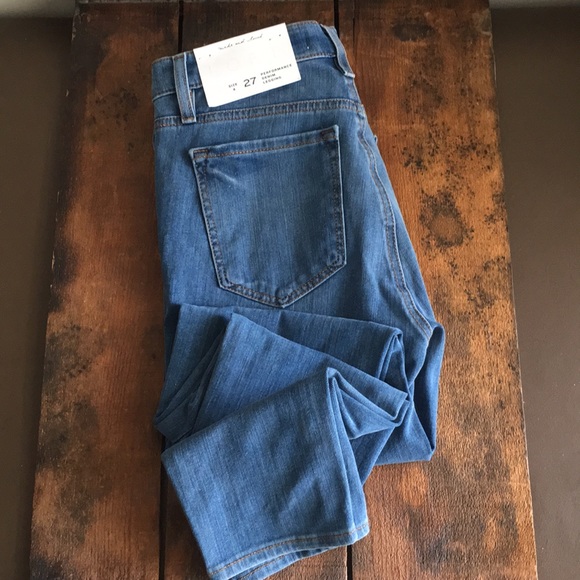 Ann Taylor Denim - NWT!! Ann Taylor loft performance denim legging